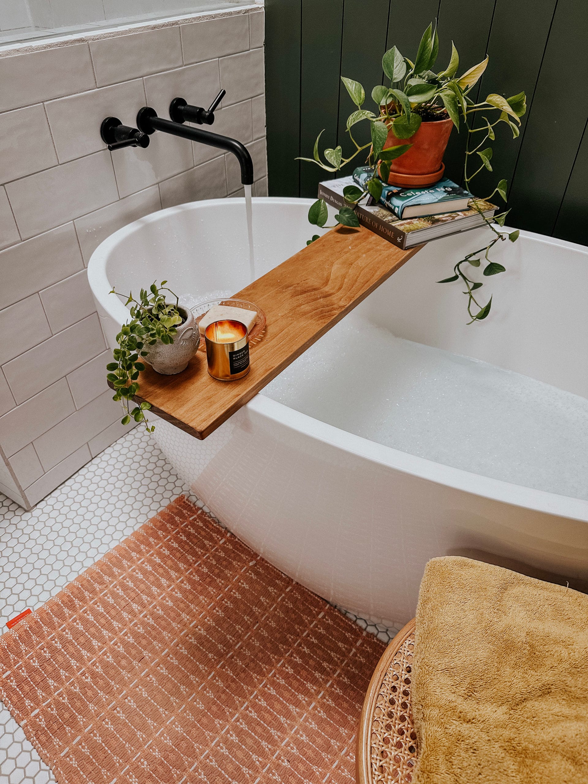 Bathroom Tile For Small Bathrooms: Design Rules You Should Know
