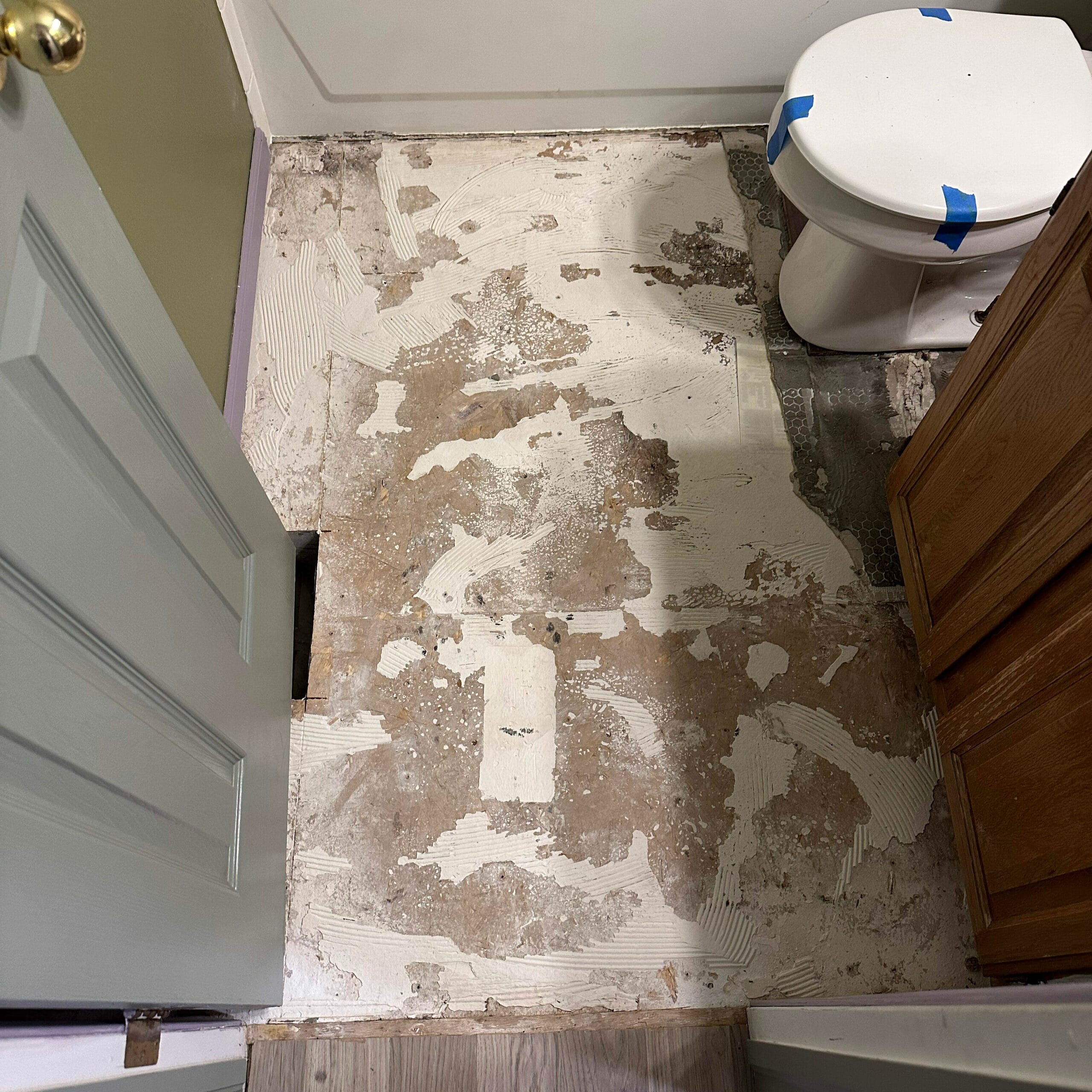 How to Remove Floor Tile In An Upstairs Bathroom DIY